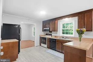 6090 River Forest Dr, Manassas, VA 20112 - Photo 12