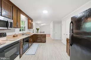 6090 River Forest Dr, Manassas, VA 20112 - Photo 10