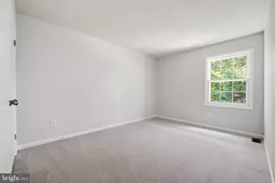 6090 River Forest Dr, Manassas, VA 20112 - Photo 32