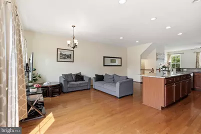 10739 Hinton Way, Manassas, VA 20112 - Photo 6