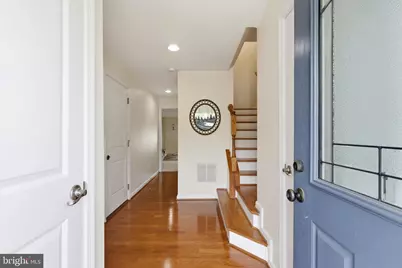 10739 Hinton Way, Manassas, VA 20112 - Photo 4
