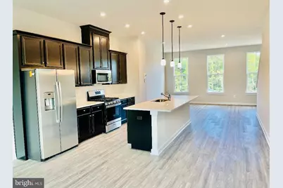 17912 Woods Overlook Drive, Dumfries, VA 22026 - Photo 12