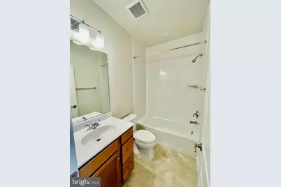 17912 Woods Overlook Drive, Dumfries, VA 22026 - Photo 4