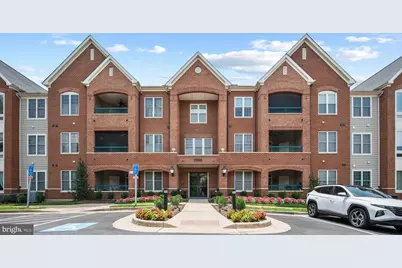 7065 Heritage Hunt Drive #108, Gainesville, VA 20155 - Photo 1