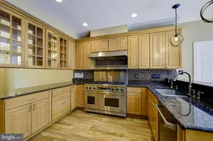 4689 Occoquan Overlook, Woodbridge, VA 22192 - Photo 22