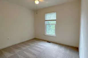 4225 Vals Way, Dumfries, VA 22025 - Photo 32