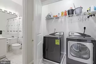7931 Crescent Park Dr, Gainesville, VA 20155 - Photo 22