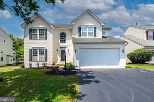15121 Toccoa Ct, Gainesville, VA 20155 - Photo 1