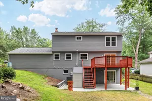 12877 Valleywood Dr, Woodbridge, VA 22192 - Photo 40