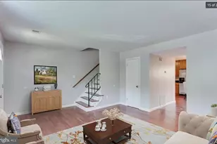 14880 Emberdale Dr, Woodbridge, VA 22193 - Photo 2