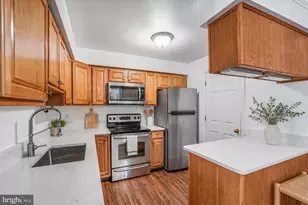 12322 Wadsworth Way, Woodbridge, VA 22192 - Photo 2