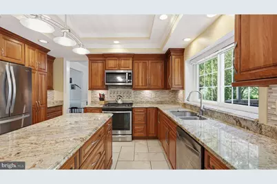 13176 Oak Farm Drive, Woodbridge, VA 22192 - Photo 10