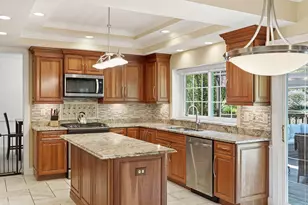13176 Oak Farm Dr, Woodbridge, VA 22192 - Photo 8