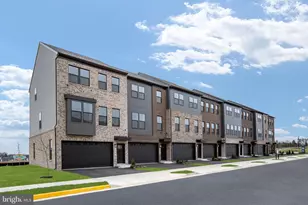 11324 Hypatia Loop, Manassas, VA 20109 - Photo 2