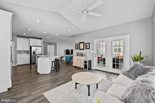 16009 Crossed Talons Rd, Woodbridge, VA 22193 - Photo 12