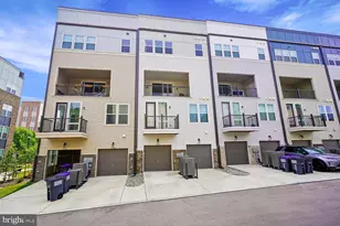 2590 Neabsco Common Pl, Woodbridge, VA 22191 - Photo 34
