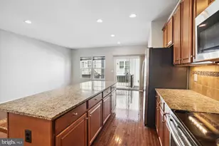 7106 Santa Cruz Pl, Gainesville, VA 20155 - Photo 6