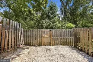 15011 Cherrydale Dr, Woodbridge, VA 22193 - Photo 28