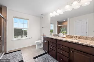 15801 Aerial View Rd, Woodbridge, VA 22193 - Photo 16