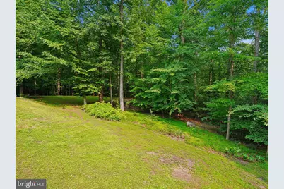 8253 Honeysuckle Road, Manassas, VA 20112 - Photo 12