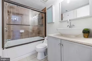 12133 Chaucer Ln, Woodbridge, VA 22192 - Photo 16