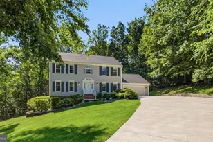 11211 Caisson Ct, Woodbridge, VA 22192 - Photo 1