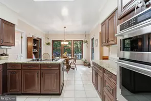 11211 Caisson Ct, Woodbridge, VA 22192 - Photo 22