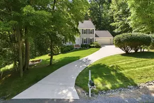 11211 Caisson Ct, Woodbridge, VA 22192 - Photo 6