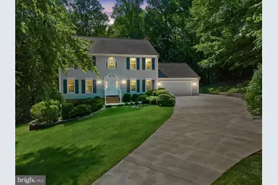 11211 Caisson Court, Woodbridge, VA 22192 - Photo 4