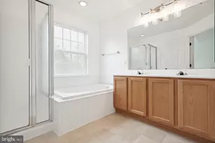 7057 Sauvage Ln, Gainesville, VA 20155 - Photo 6
