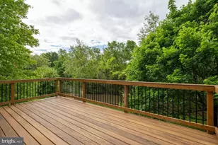 7057 Sauvage Ln, Gainesville, VA 20155 - Photo 2
