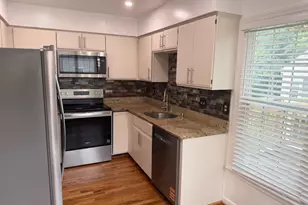 12224 Dapple Gray Ct, Woodbridge, VA 22192 - Photo 16
