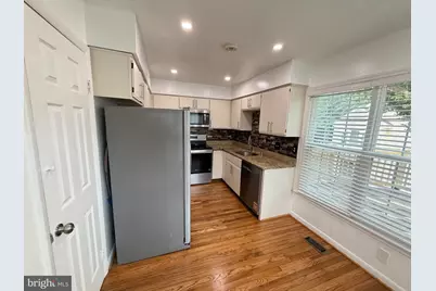 12224 Dapple Gray Court, Woodbridge, VA 22192 - Photo 14