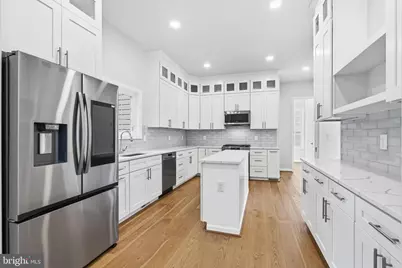 15701 Piedmont Pl, Woodbridge, VA 22193 - Photo 12