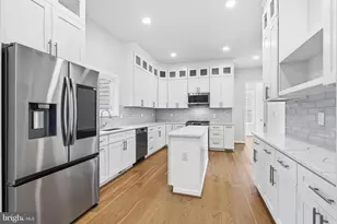 15701 Piedmont Pl, Woodbridge, VA 22193 - Photo 12