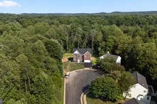 15701 Piedmont Pl, Woodbridge, VA 22193 - Photo 4