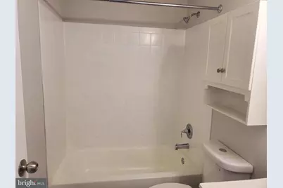 13524 Bentley Circle, Woodbridge, VA 22192 - Photo 6