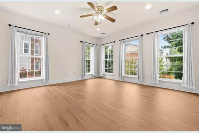 2392 Brookmoor Lane, Woodbridge, VA 22191 - Photo 10