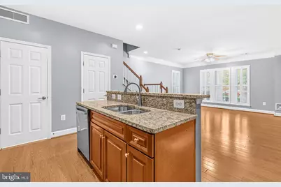 2392 Brookmoor Lane, Woodbridge, VA 22191 - Photo 6
