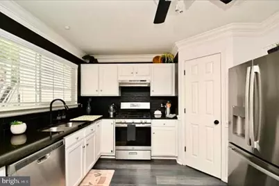 16889 Toms River Loop, Dumfries, VA 22026 - Photo 10
