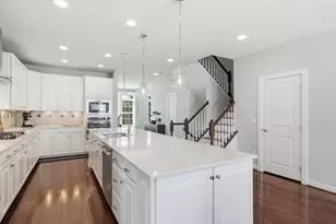 13745 Senea Dr, Gainesville, VA 20155 - Photo 8