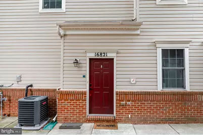 16821 Nuttal Oak Place #4, Woodbridge, VA 22191 - Photo 2