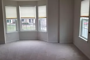 7356 Brunson Cir, Gainesville, VA 20155 - Photo 10