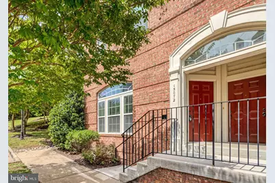 15072 Leicestershire Street #102, Woodbridge, VA 22191 - Photo 2