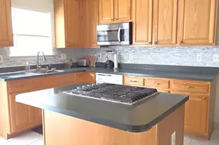 5455 Quaint Dr, Woodbridge, VA 22193 - Photo 2