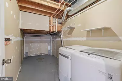 8110 Cerromar Way, Gainesville, VA 20155 - Photo 20