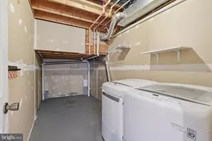 8110 Cerromar Way, Gainesville, VA 20155 - Photo 20