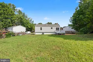 14356 Shaw Ct, Woodbridge, VA 22193 - Photo 32
