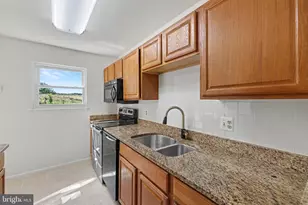 14356 Shaw Ct, Woodbridge, VA 22193 - Photo 6