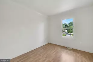 14356 Shaw Ct, Woodbridge, VA 22193 - Photo 12